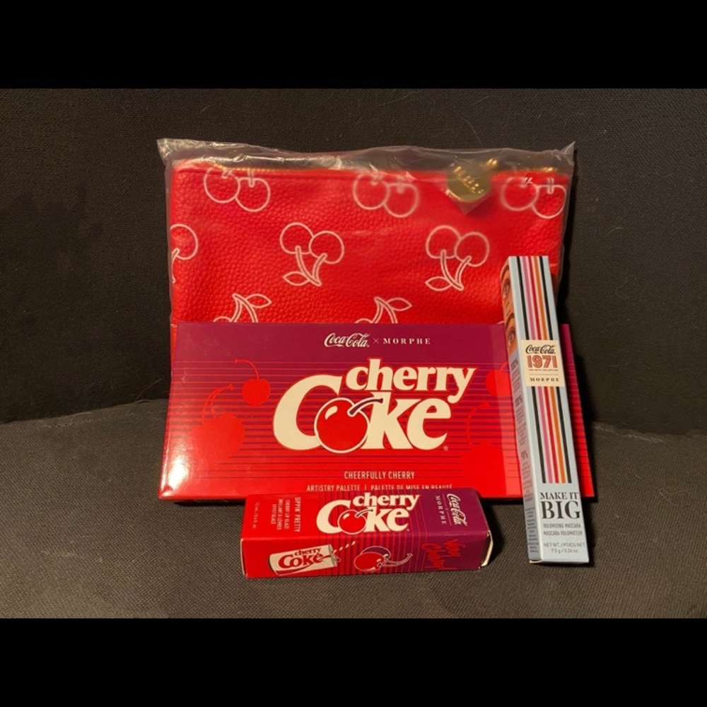 Cherry Coke Cosmetic Set